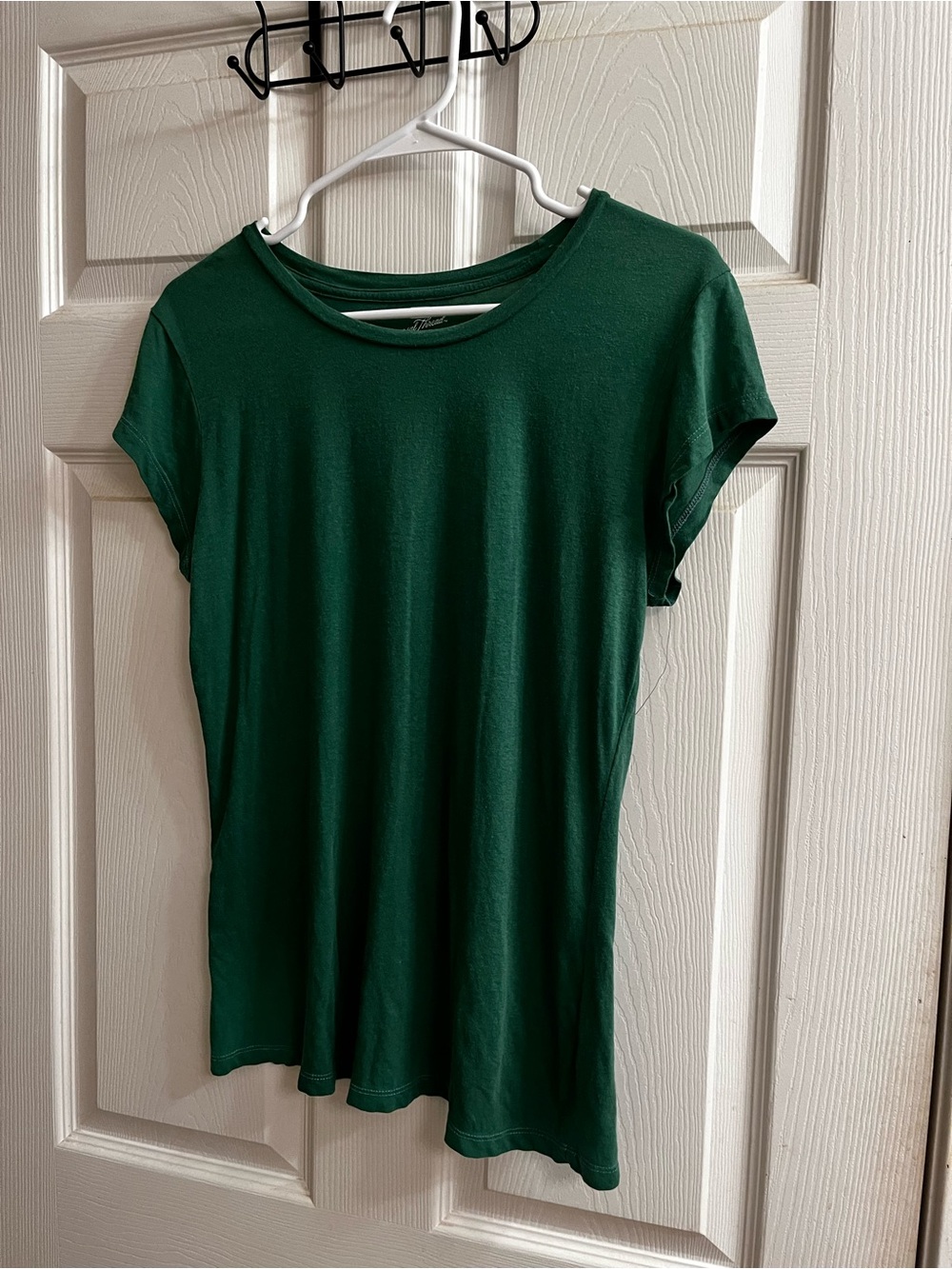 UNIVERSAL THREAD~GREEN~ TEE~M - Picture 7 of 10